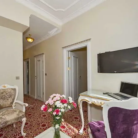 By Murat Crown Taksim 3* Istanboel