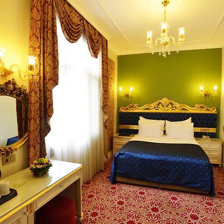 By Murat Crown Taksim Hotel