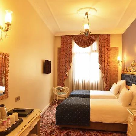 By Murat Crown Taksim Hotel 3*