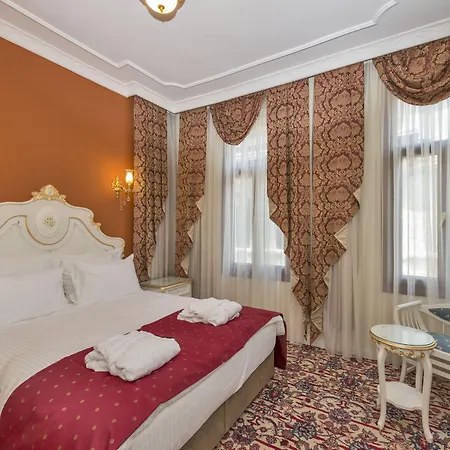 By Murat Crown Taksim Hotel Stambuł