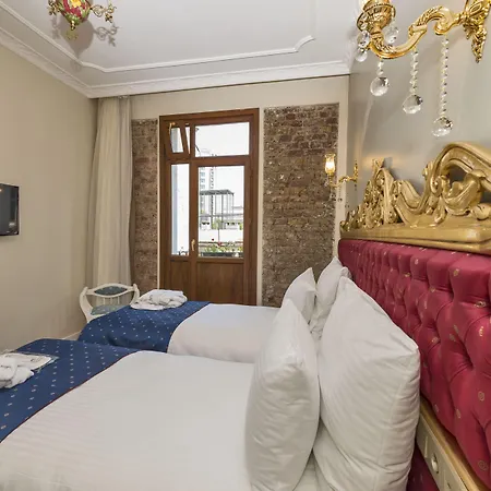 By Murat Crown Taksim Hotel