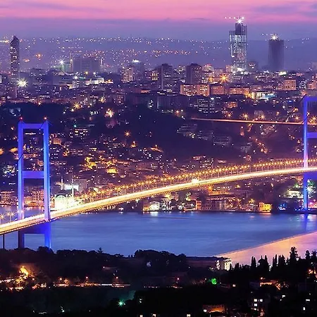 By Murat Crown Taksim Otel