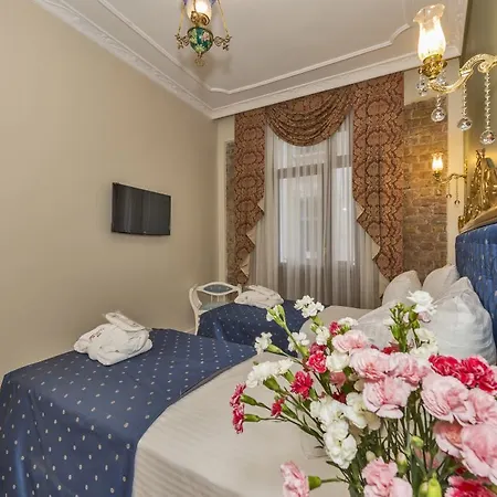 By Murat Crown Taksim Otel