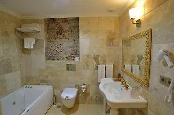 By Murat Crown Taksim Otel