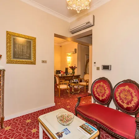 By Murat Crown Taksim 3* 伊斯坦布尔