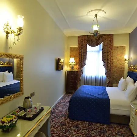 By Murat Crown Taksim 酒店 3*