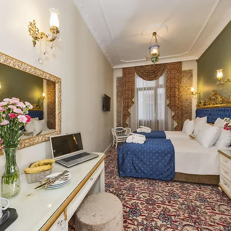 Hotell By Murat Crown Taksim 3*